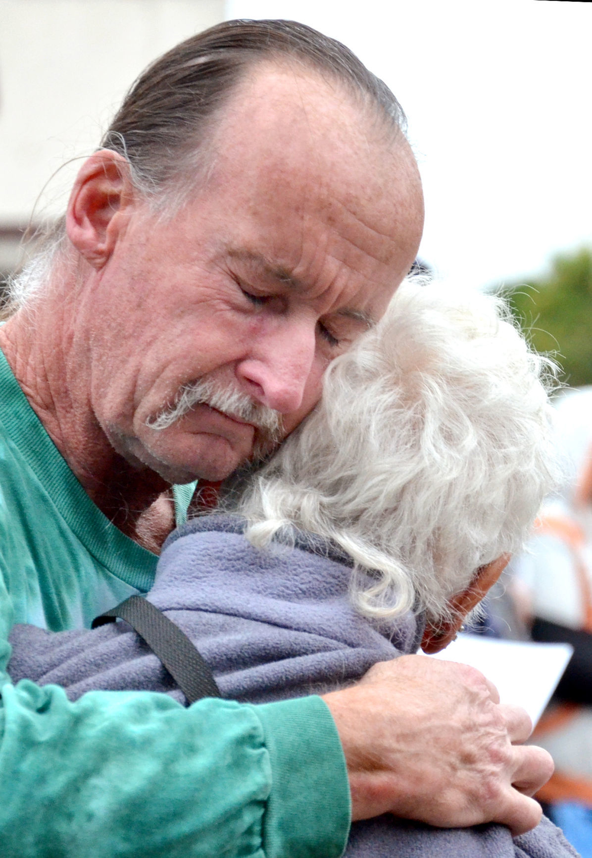 061519 Jauch Candlelight Vigil 04.jpg